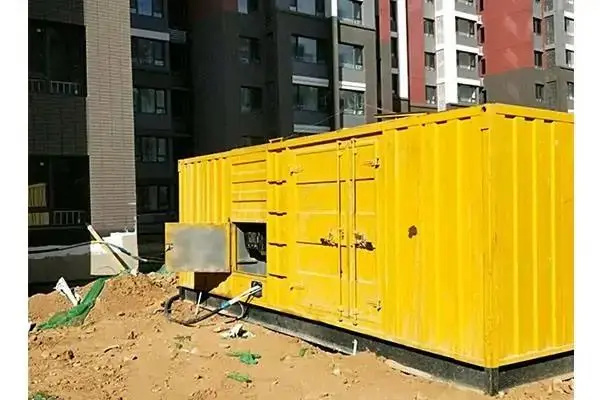 涪城发电机租赁中燃油压力过低会对发动机的哪些部件造成损坏？