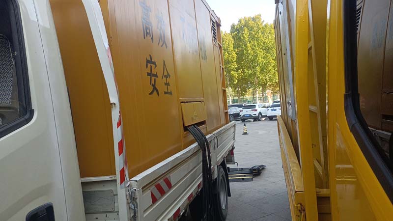 涪城如何判断柴油发电机组和UPS电源的切换时间是否符合要求？